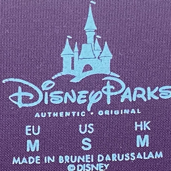 DISNEY Parks Original Princess Belle Beauty and the Beast Purple T-Shirt Small - Picture 4 of 4